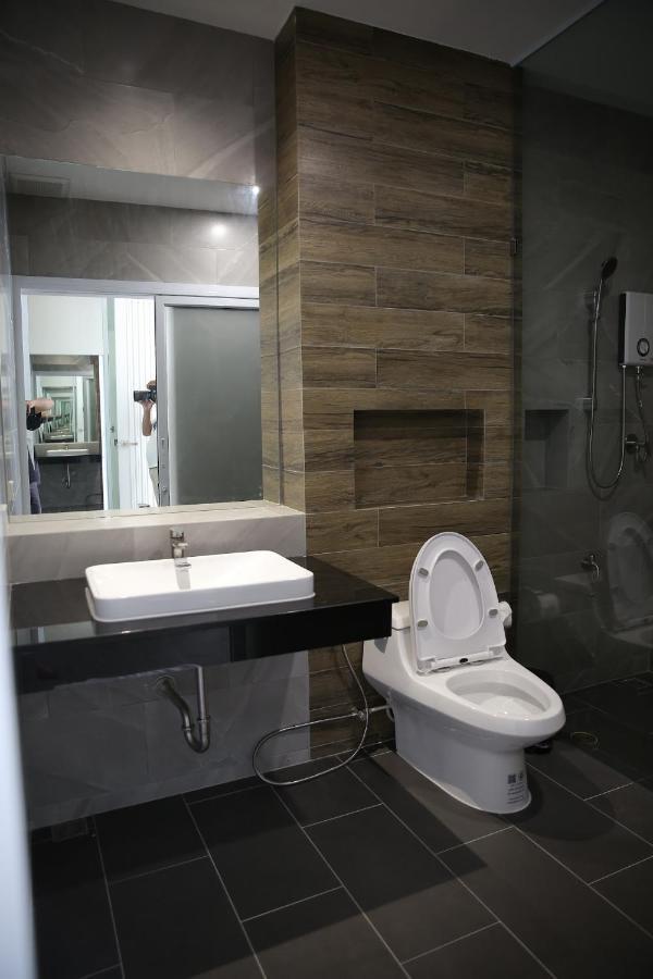 Club45 Hotel Kham Yai Buitenkant foto